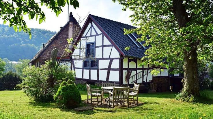 Vrijstaande vakantiewoning met tuin in Winterberg